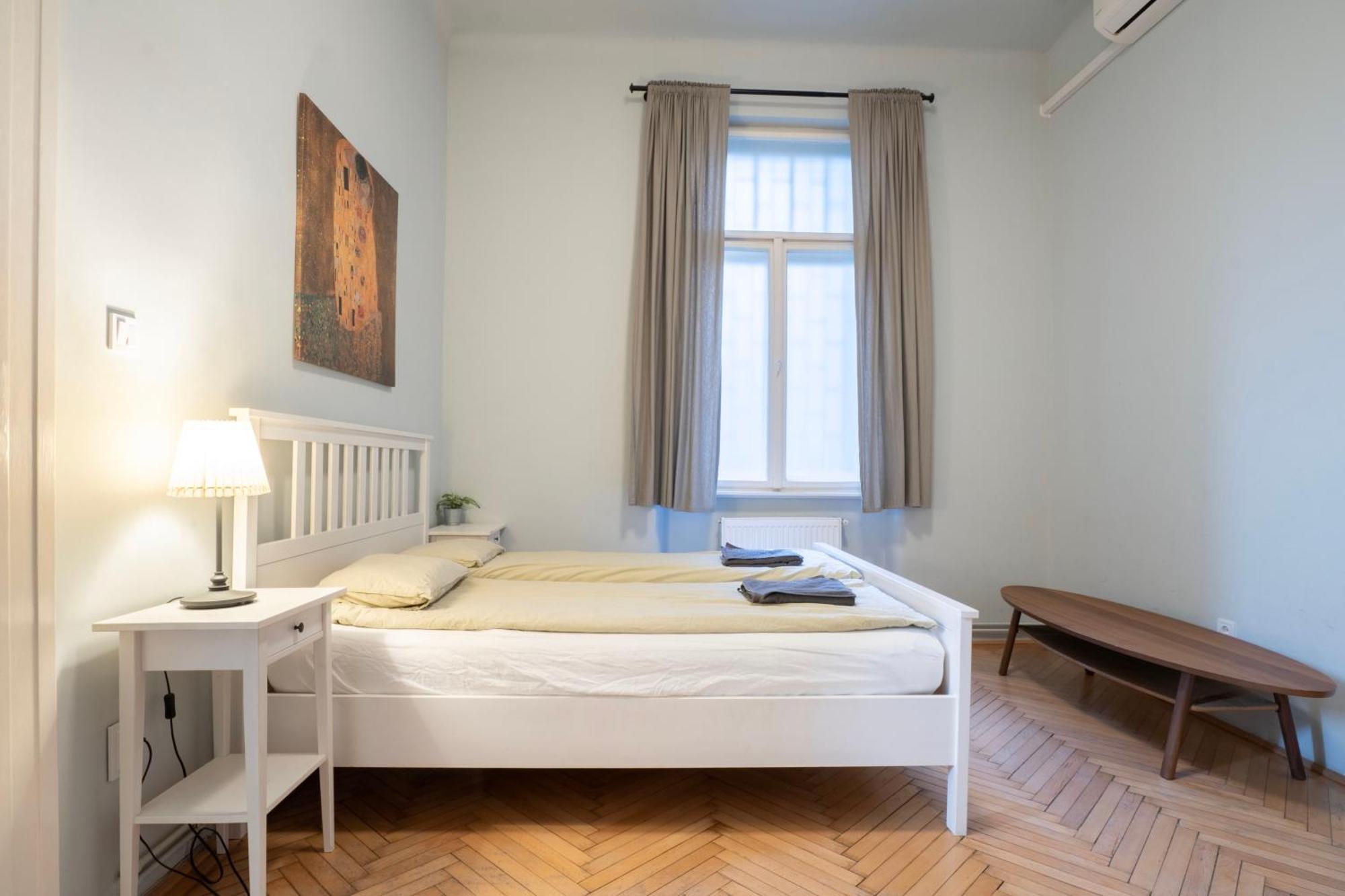Super Comfort Apartment With 3 Rooms Next To Opera 부다페스트 외부 사진